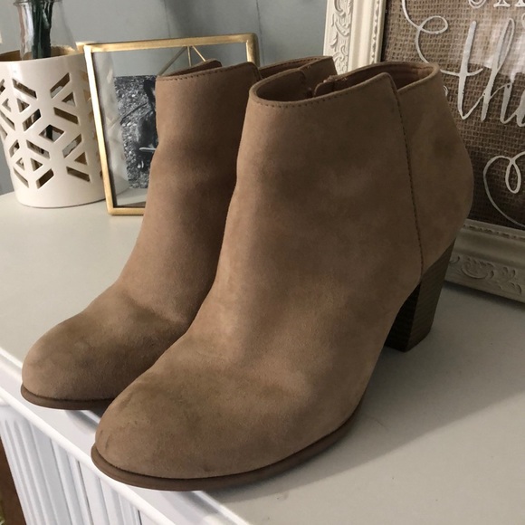 Beige Bootie - Picture 6 of 7